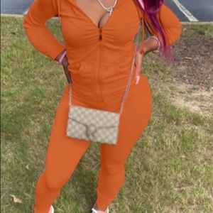 Orange tracksuit 🧡